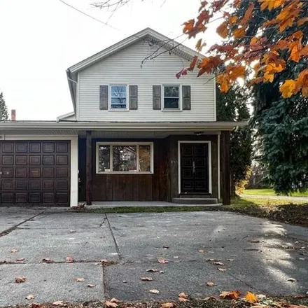 Buy this 4 bed house on 188 West Avenue in City of Lockport, NY 14094