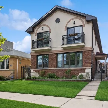 Buy this 6 bed house on 2553 West Balmoral Avenue in Chicago, IL 60625