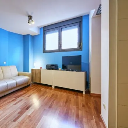 Rent this studio apartment on Calle Catalina Suárez in 9, 28007 Madrid