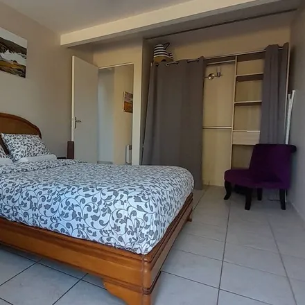 Rent this 2 bed apartment on 29920 Névez