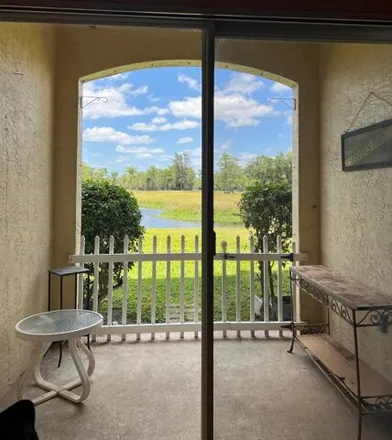 Buy this 1 bed condo on 2072 Greenview Shores Boulevard in Wellington, FL 33414