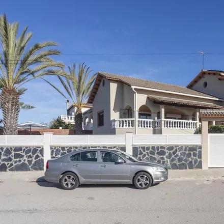 Rent this 6 bed house on 43700 el Vendrell