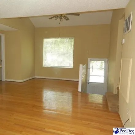 Image 3 - 1599 Woods Road, Landmark Woods, Florence, SC 29501, USA - Condo for rent