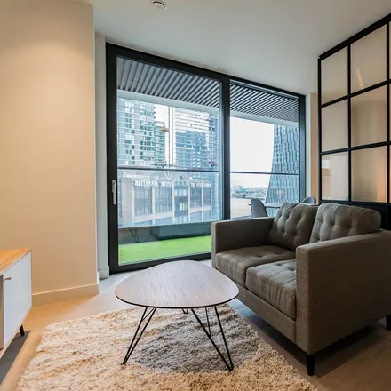 Rent this studio apartment on Bagshaw Building (Wardian East) in 1 Wards Place, Canary Wharf
