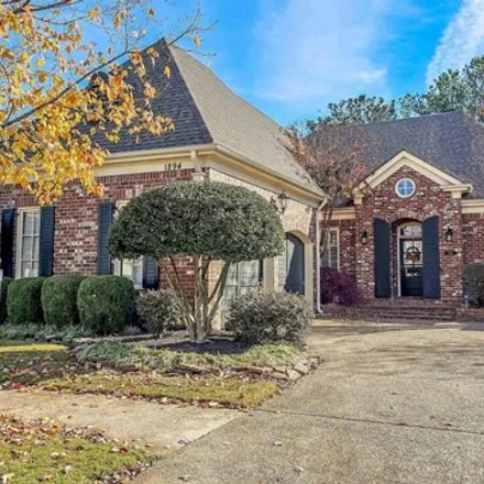 Buy this 3 bed house on 1922 Laurel Hollow Lane in Collierville, TN 38139
