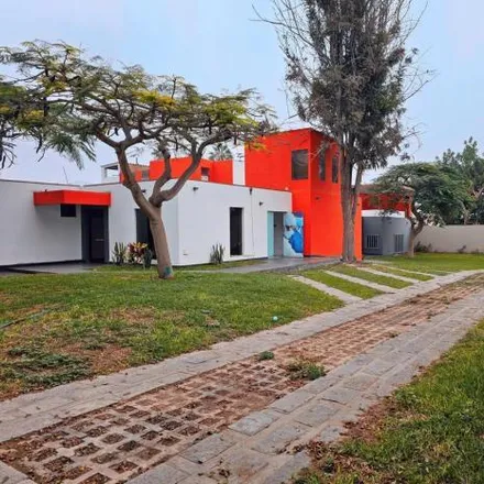 Image 2 - Bembos Park, Avenida La Molina, La Molina, Lima Metropolitan Area 14024, Peru - House for sale