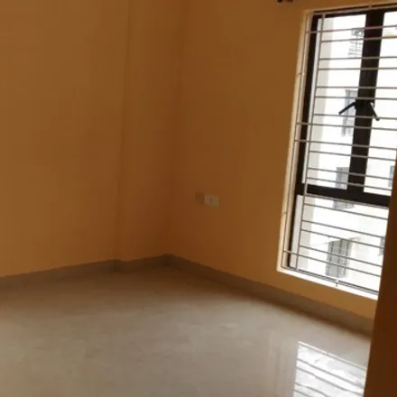 Rent this 3 bed apartment on Paymental Garden Lane in Tangra North, Kolkata - 700105