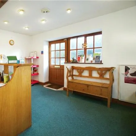 Image 4 - Rowlands Castle Veterinary Clinic, The Green, Rowlands Castle, PO9 6BN, United Kingdom - House for sale