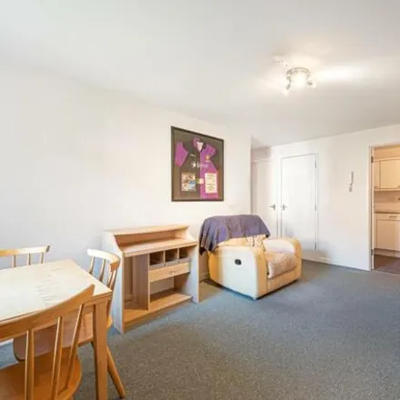 Buy this 1 bed apartment on 91 Brunswick Crescent in London, N11 1EE