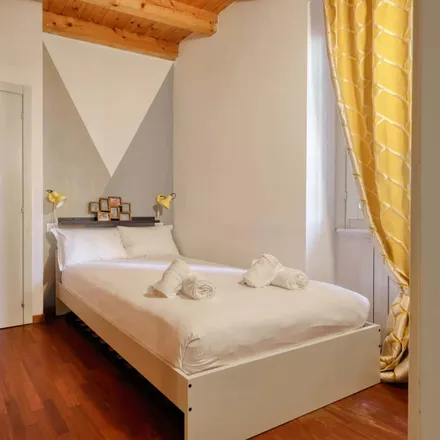 Image 4 - Alzaia Naviglio Grande 56, 20144 Milan MI, Italy - Apartment for rent