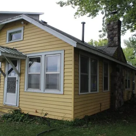 Buy this 4 bed house on 4968 Lansing High Point in Omro, WI 54904