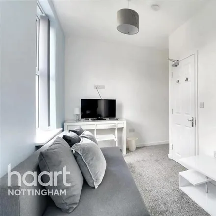 Image 3 - 44th Nottingham Scouts, Lincoln Street, Bulwell, NG6 0FX, United Kingdom - Apartment for rent
