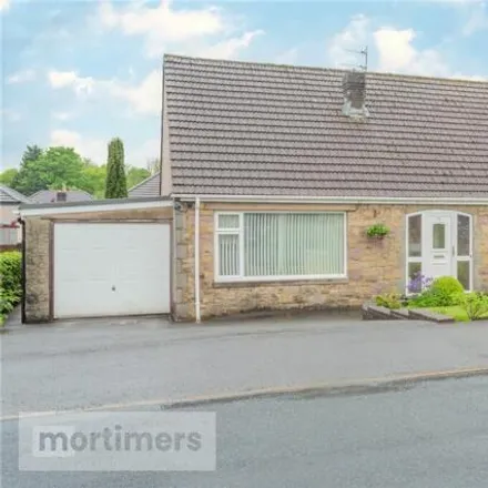 Buy this 4 bed house on Somerset Avenue in Clitheroe, Lancashire