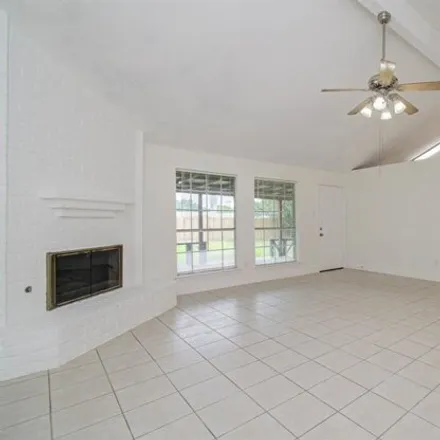 Image 7 - 630 Fair Oak Drive, Stafford, Fort Bend County, TX 77477, USA - House for rent