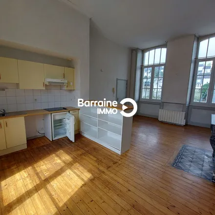 Image 5 - 42 Quai du Leon, 29600 Morlaix, France - Apartment for rent