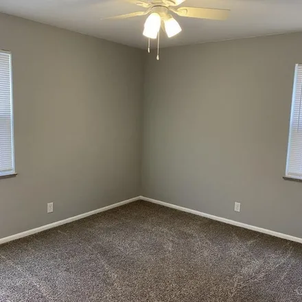 Rent this 2 bed apartment on 3152 Pleasant Avenue in Hamilton, OH 45015