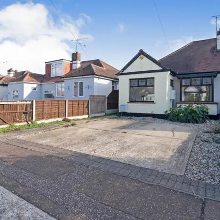 Buy this 3 bed duplex on Derek Gardens in Southend-on-Sea, SS2 6QY