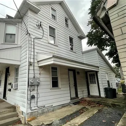 Image 2 - Swadee Thai house, South 3rd Street, Emmaus, PA 18049, USA - Duplex for sale