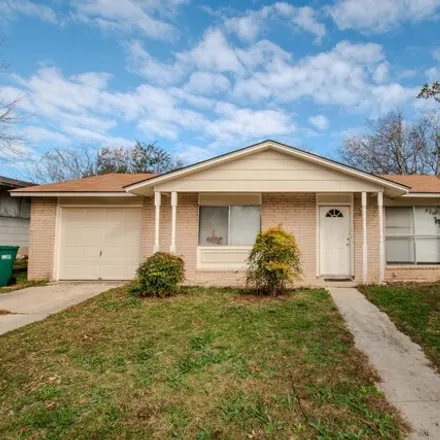 Buy this 3 bed house on 154 Parkview Drive in Universal City, Bexar County