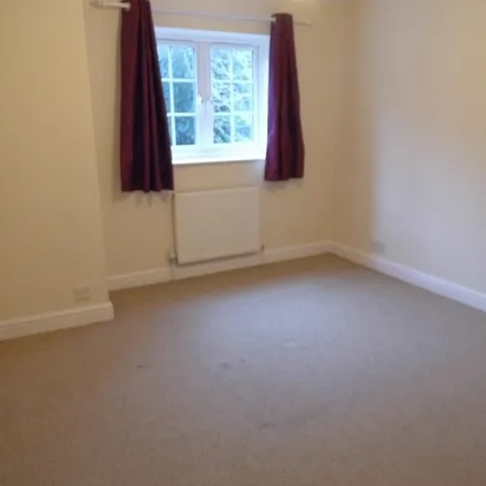Image 5 - The Spinney, Wheelock, CW11 1FF, United Kingdom - House for rent