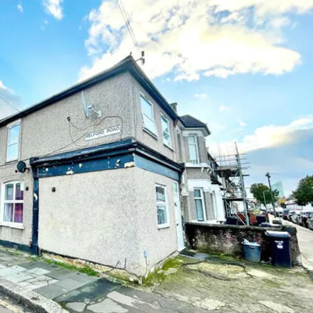 Buy this 3 bed house on Stanley Road in Seven Kings, London