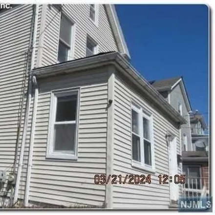 Image 3 - 153 Brookside Avenue, Irvington, NJ 07111, USA - House for sale