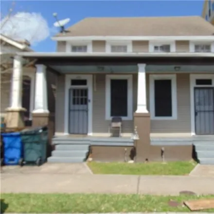 Buy this 4 bed house on 4721 Constance Street in New Orleans, LA 70115