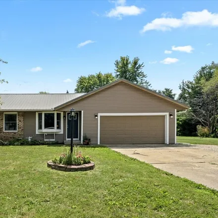 Buy this 3 bed house on 1 South Herriott Court in Champaign County, IL 61853