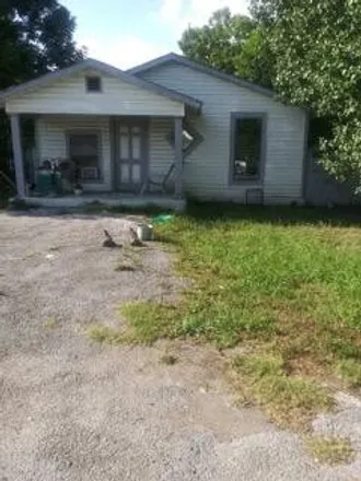 Buy this 2 bed house on 515 West Gordon Avenue in Rossville, Walker County
