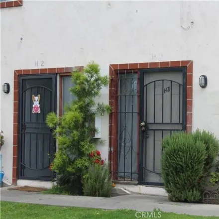Buy this 2 bed townhouse on 1001 East Grant Street in Santa Ana, CA 92701