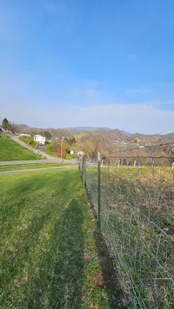 Image 5 - Clover Road, Honaker, Russell County, VA 24260, USA - House for sale