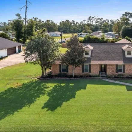 Buy this 5 bed house on 326 East Presidential Circle in Newton, Calcasieu Parish