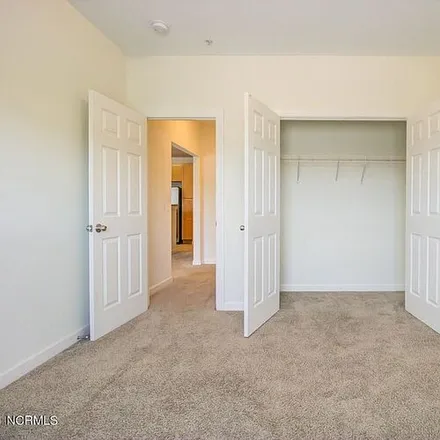 Image 7 - 2807 Bloomfield Lane, Unit 205 - Condo for rent