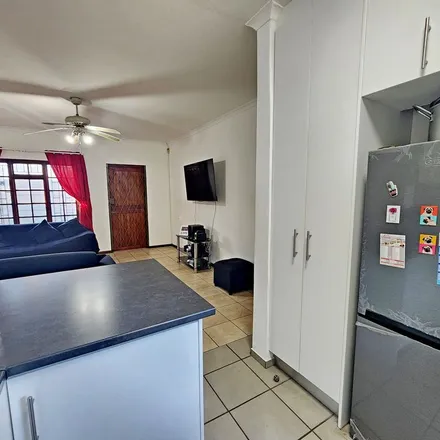 Rent this 2 bed townhouse on Brackenfell Boulevard in Vredekloof, Western Cape