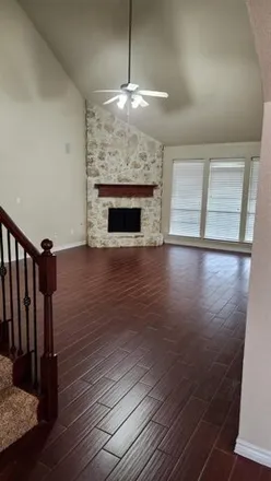 Image 6 - 2700 Eastland Drive, Lake Parks West, Grand Prairie, TX 75052, USA - House for sale