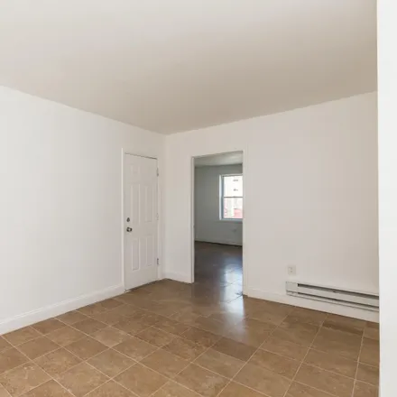 Image 3 - Delicious Boutique, 212 East Girard Avenue, Philadelphia, PA 19125, USA - Apartment for rent