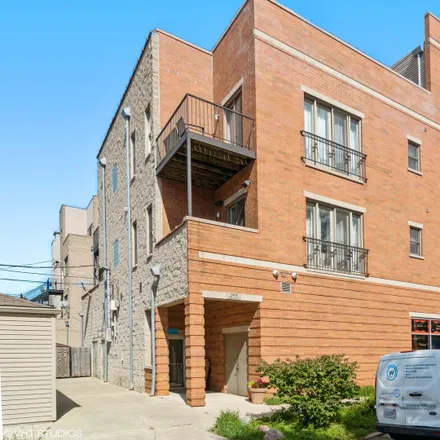 Rent this 3 bed condo on 2008-2010 West Homer Street in Chicago, IL 60647