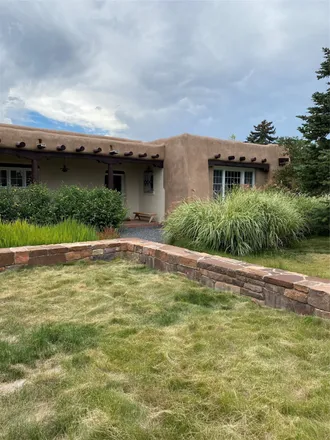 Buy this 3 bed house on 318 East Coronado Road in Santa Fe, NM 87505