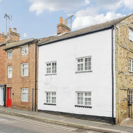 Buy this 3 bed house on Nelson Street in Buckingham, MK18 1DB