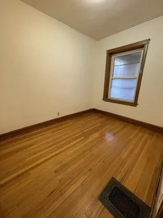 Image 7 - 2822 North Springfield Avenue, Chicago, IL 60618, USA - Apartment for rent