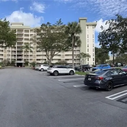 Rent this 3 bed condo on 3148 North Course Drive in Pompano Beach, FL 33069