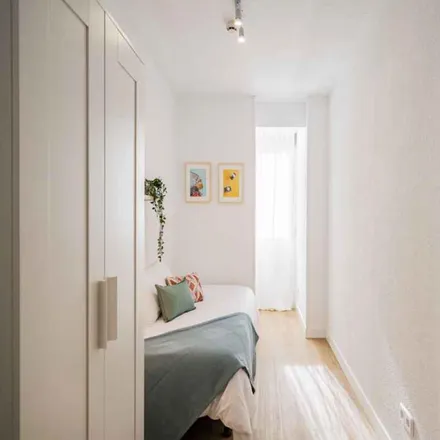 Rent this 2studio room on Calle de Bravo Murillo in 297 - 7, 28020 Madrid