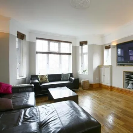 Buy this 3 bed apartment on Moreland Court in Finchley Road, Childs Hill