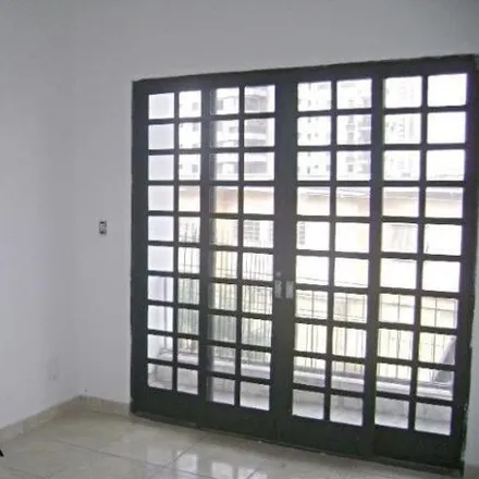 Buy this 3 bed house on Rua Sampaio Viana 533 in Paraíso, São Paulo - SP