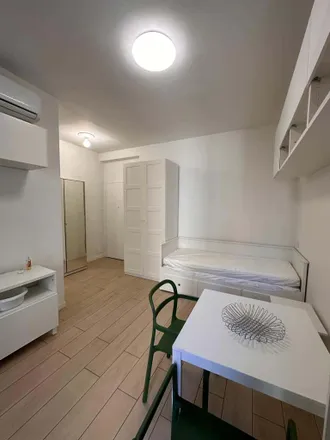 Image 1 - Lavasecco Dergano, Via Giuseppe Tartini, 20158 Milan MI, Italy - Apartment for rent