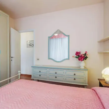Rent this 2 bed apartment on 55044 Pietrasanta LU