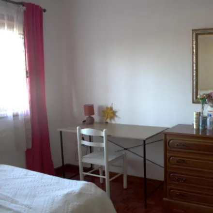 Image 2 - Rua Maria Feliciana 221, 4465-280 Matosinhos, Portugal - Room for rent