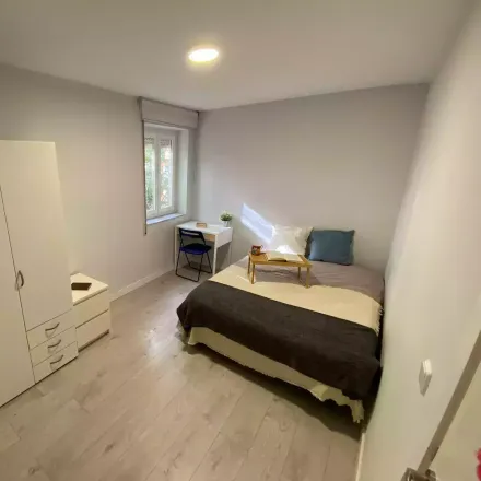 Rent this studio room on Madrid in Calle de San Juan de Mata, 12