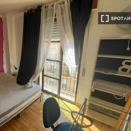 Rent this 4 bed room on Calle Lucena del Puerto in 21002 Huelva, Spain