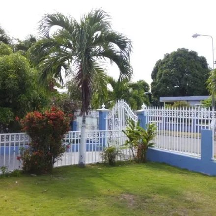 Image 5 - Jamaica Street, Cross Roads, Kingston, Jamaica - House for rent